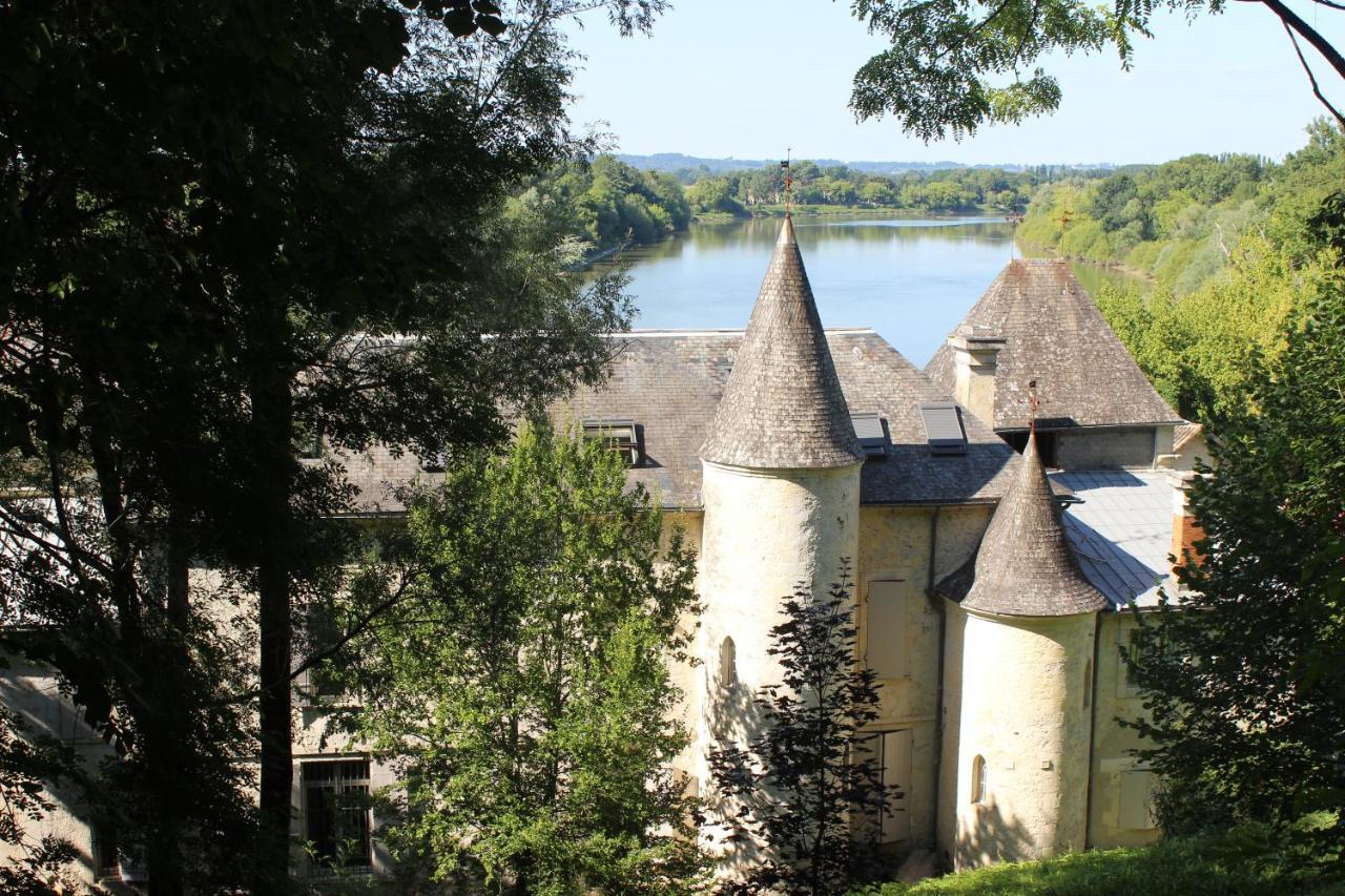 Chateau De Courtebotte Saint-Jean-de-Blaignac Экстерьер фото